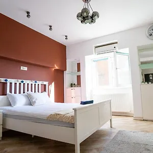 Cozy Universitate Apartament