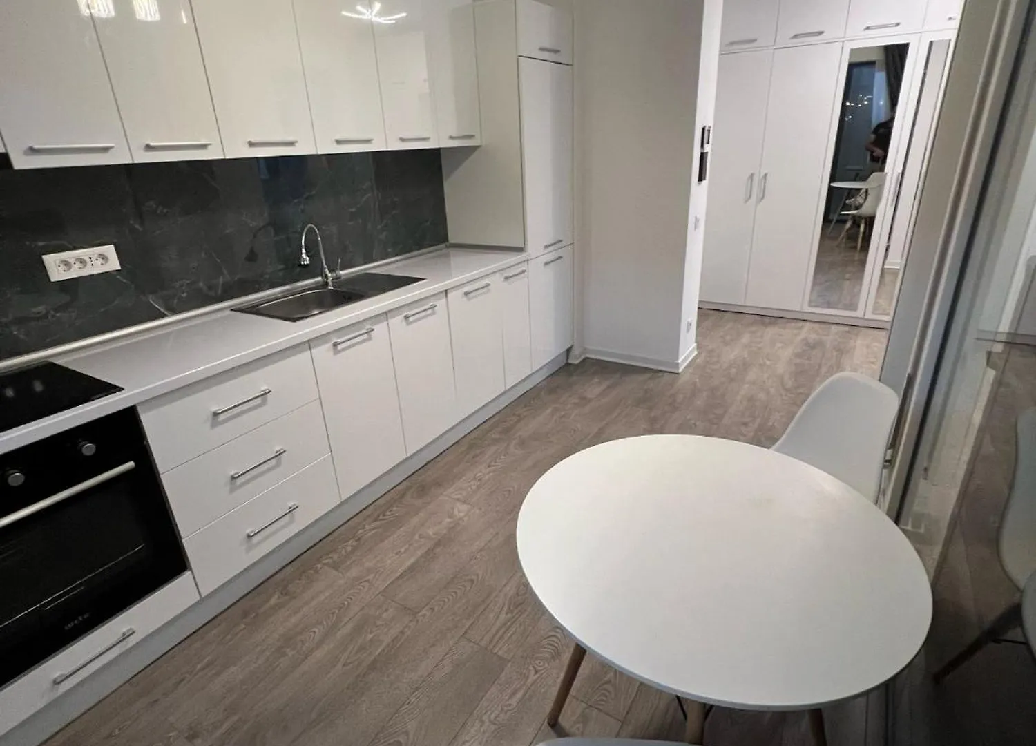 Corporate One Room Pipera Bucureşti